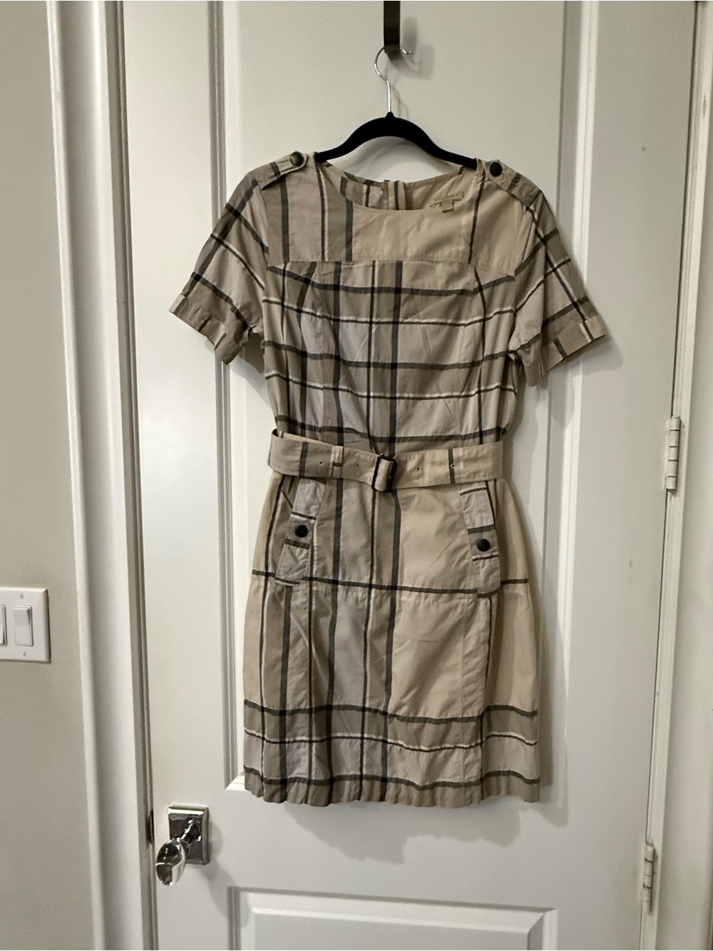 BURBERRY Plaid Belted Dress, Short Sleeve, Tan and Black, Size 6/8
